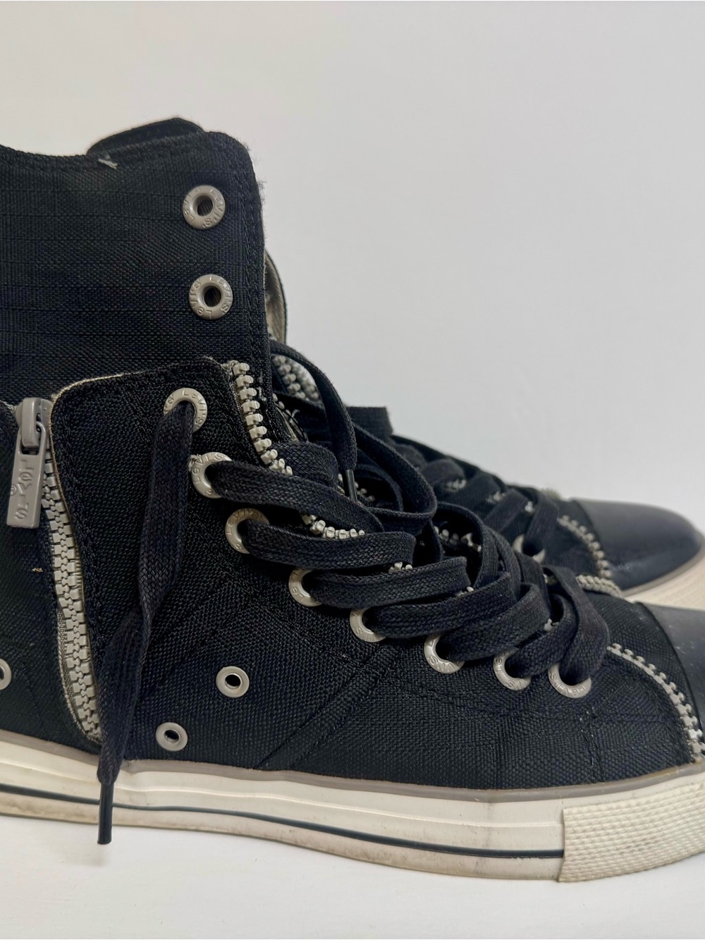 Levi's Black High-Top Canvas Sneakers with Side Zipper